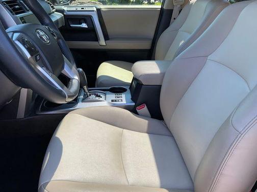 Midnight Black Metallic 2022 Toyota 4Runner SR5 Premium