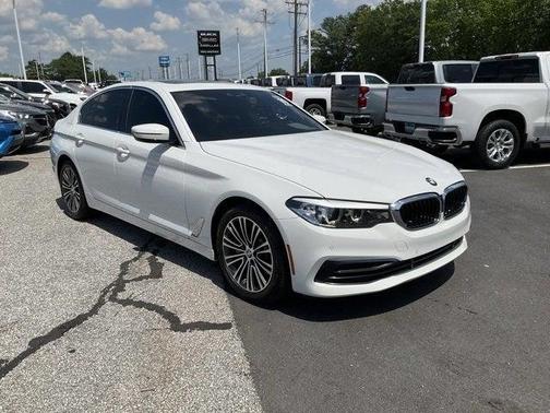 2019 BMW 530 530i