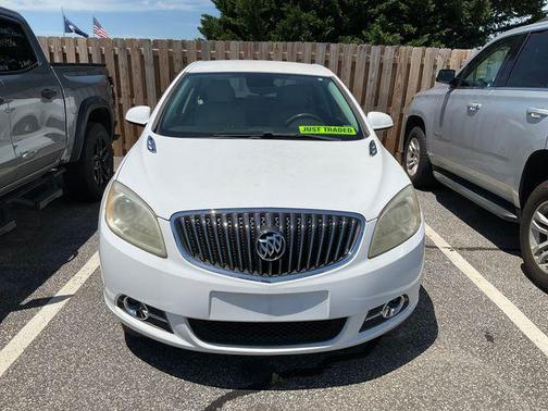 Summit White 2014 Buick Verano Base