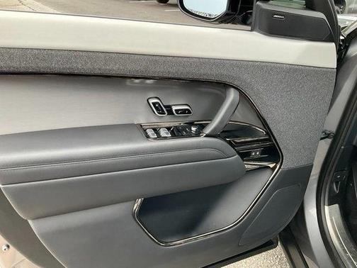 2023 Land Rover Range Rover Sport SE