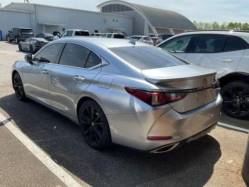 Iridium 2022 Lexus ES 350 F Sport