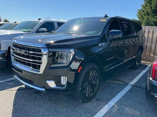 2022 GMC Yukon XL SLT