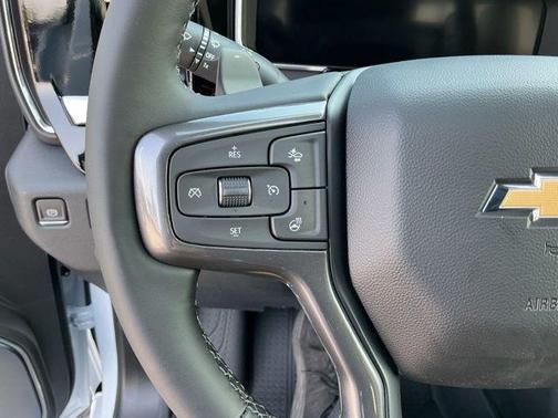 Polar White Tricoat 2026 Chevrolet Silverado 1500 High Country