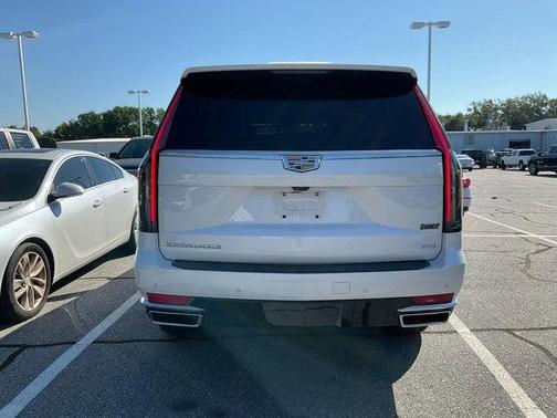 2022 Cadillac Escalade Premium Luxury