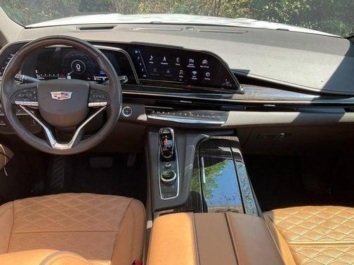 2022 Cadillac Escalade Premium Luxury