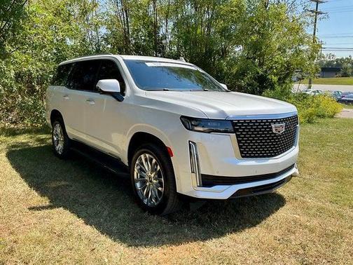 2022 Cadillac Escalade Premium Luxury