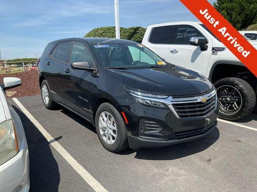 Mosaic Black Metallic 2024 Chevrolet Equinox LS