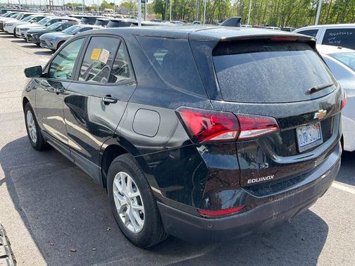 Mosaic Black Metallic 2024 Chevrolet Equinox LS