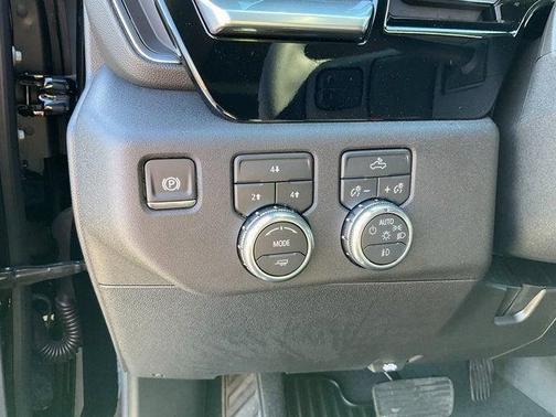 2026 GMC Sierra 2500 SLE