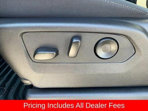 Onyx Black 2026 GMC Sierra 2500 SLE