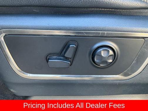 Bright White Clearcoat 2021 RAM 1500 Limited