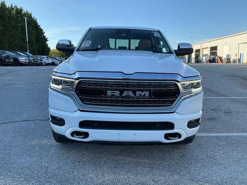 Bright White Clearcoat 2021 RAM 1500 Limited
