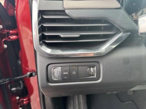 2026 GMC Acadia Elevation FWD