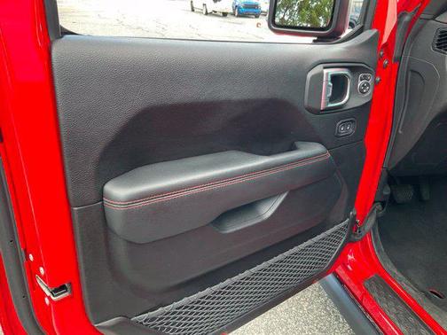 Firecracker Red Clearcoat 2020 Jeep Gladiator Rubicon