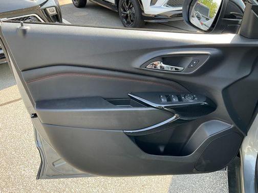 Sterling Gray Metallic 2026 Chevrolet Trax FWD 2RS