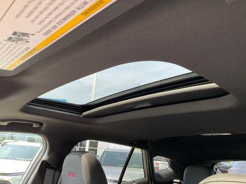 Sterling Gray Metallic 2026 Chevrolet Trax FWD 2RS