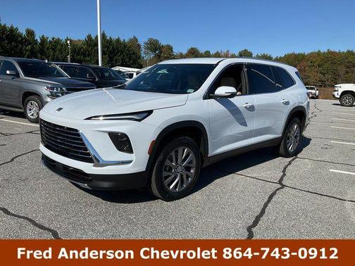 iridescent white tricoat 2026 Buick Enclave Preferred