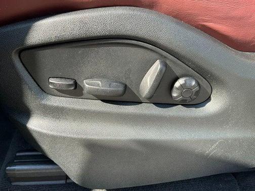 2024 Porsche Cayenne NA