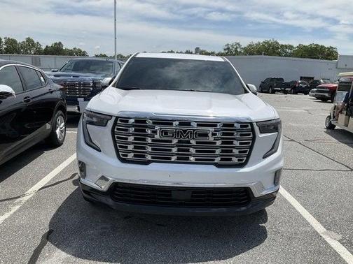2025 GMC Acadia Denali