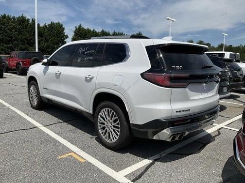 2025 GMC Acadia Denali