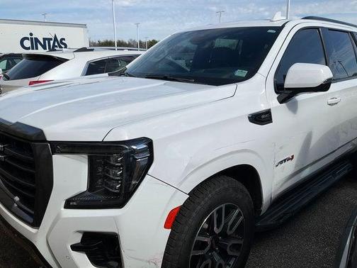 2023 GMC Yukon 4WD AT4