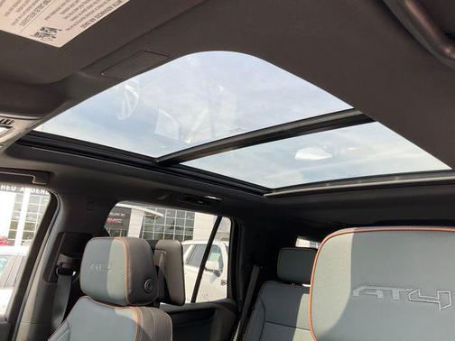 Onyx Black 2026 GMC Yukon 4WD AT4