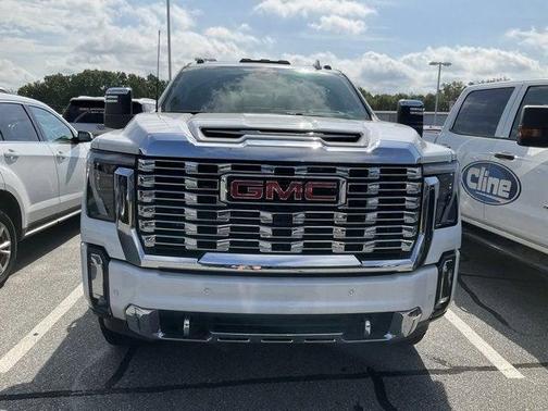 2024 GMC Sierra 2500 Denali