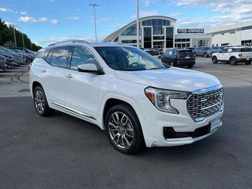 2023 GMC Terrain Denali
