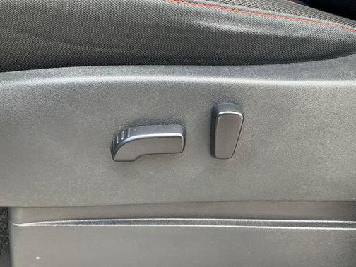 Glacier White 2022 Nissan Frontier PRO-4X