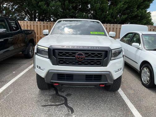 Glacier White 2022 Nissan Frontier PRO-4X