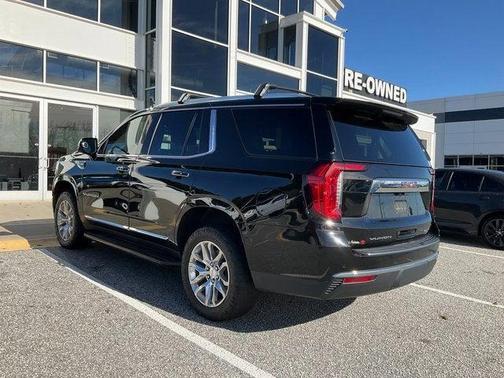 2022 GMC Yukon SLT