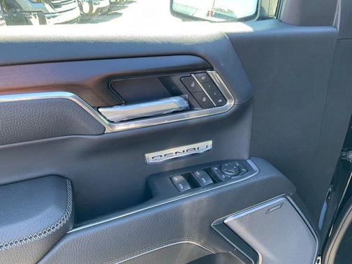 Onyx Black 2026 GMC Sierra 1500 Denali