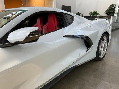 2021 Chevrolet Corvette Stingray w/2LT