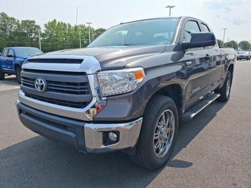 2015 Toyota Tundra SR5