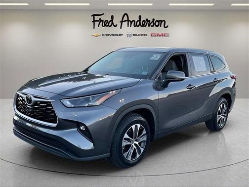 2023 Toyota Highlander XLE