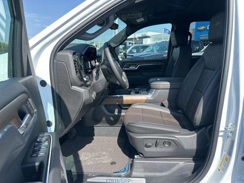 2025 Chevrolet Silverado 3500 High Country