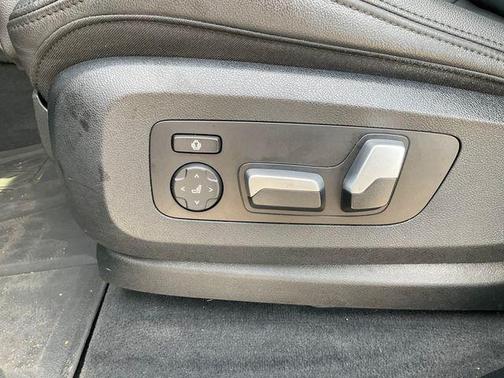 Dark Graphite Metallic 2022 BMW X7 xDrive40i