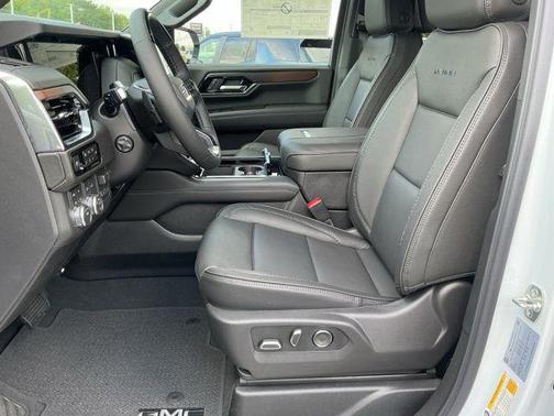 Glacier White Tricoat 2026 GMC Yukon XL Denali
