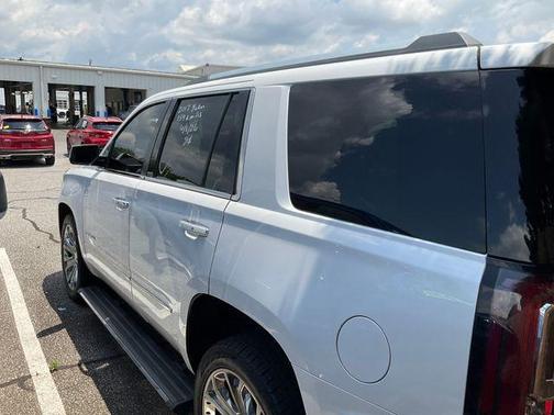 White Frost Tricoat 2017 GMC Yukon Denali