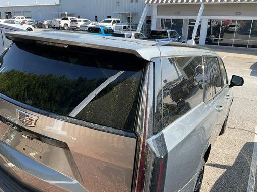 Argent Silver Metallic 2026 Cadillac Escalade ESV Sport