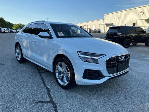 Glacier White Metallic 2020 Audi Q8 55 Premium Plus