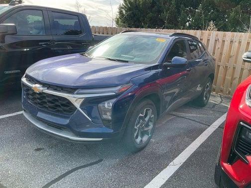 2024 Chevrolet Trax LT