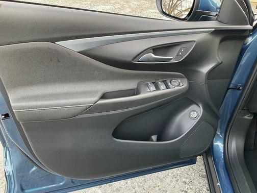 Ocean Blue Metallic 2026 Buick Envista Preferred FWD