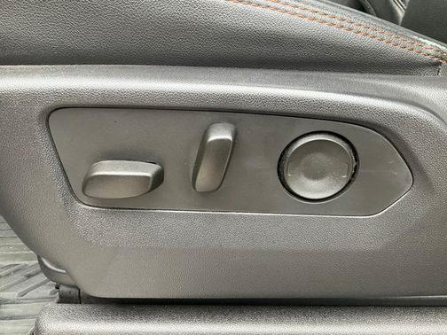 Sterling Metallic 2025 GMC Sierra 2500 AT4