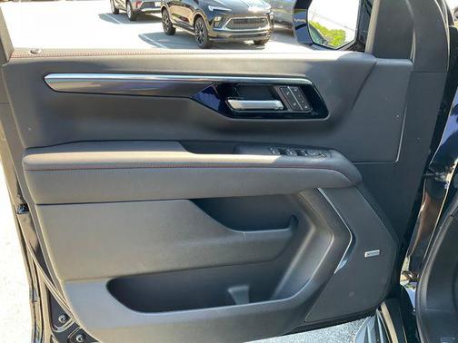 2026 Chevrolet Tahoe 4WD RST