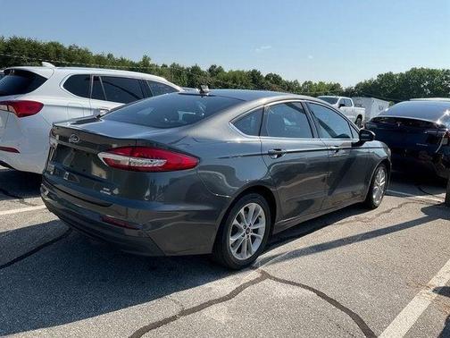 2020 Ford Fusion Hybrid SE