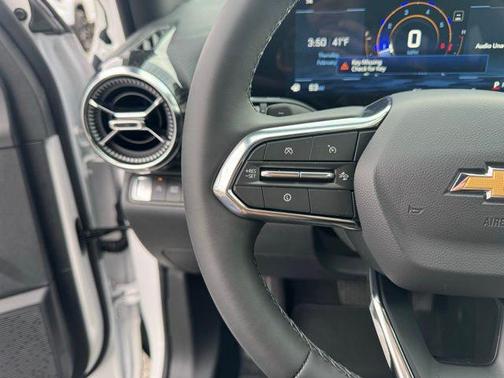 Summit White 2026 Chevrolet Equinox 1LT