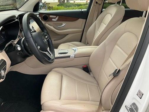 2021 Mercedes-Benz GLC 300 4MATIC