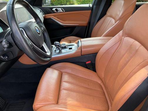 Alpine White 2020 BMW X5 sDrive40i