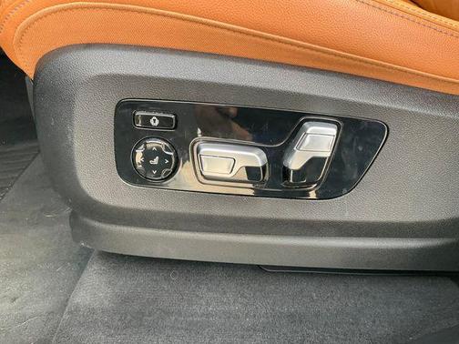 Alpine White 2020 BMW X5 sDrive40i